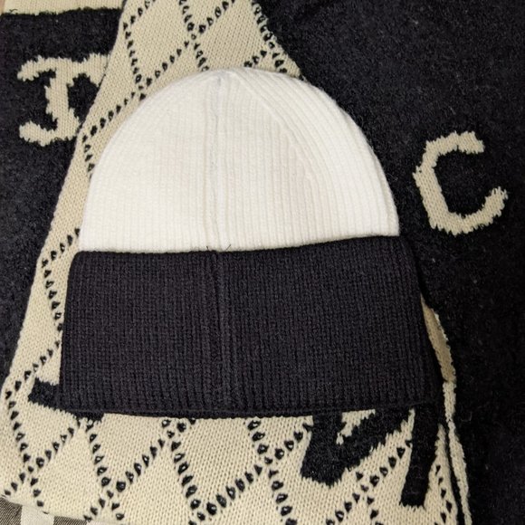 💎✨AUTHENTIC✨💎CELINE hat - Picture 7 of 9